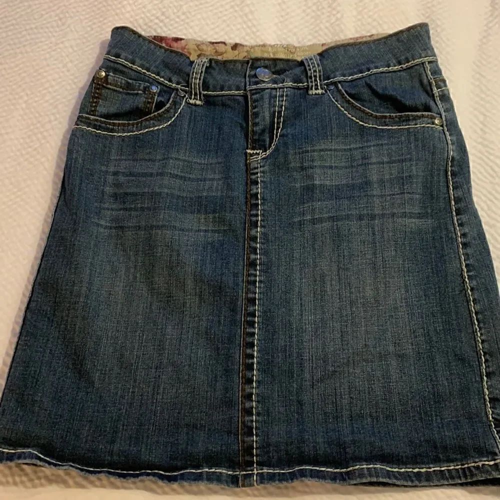 HOT TOPIC, midi skirt, denim, small, great condition